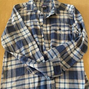 MEN'S PATAGONIA NAVY/TAN PLAID SHIRT